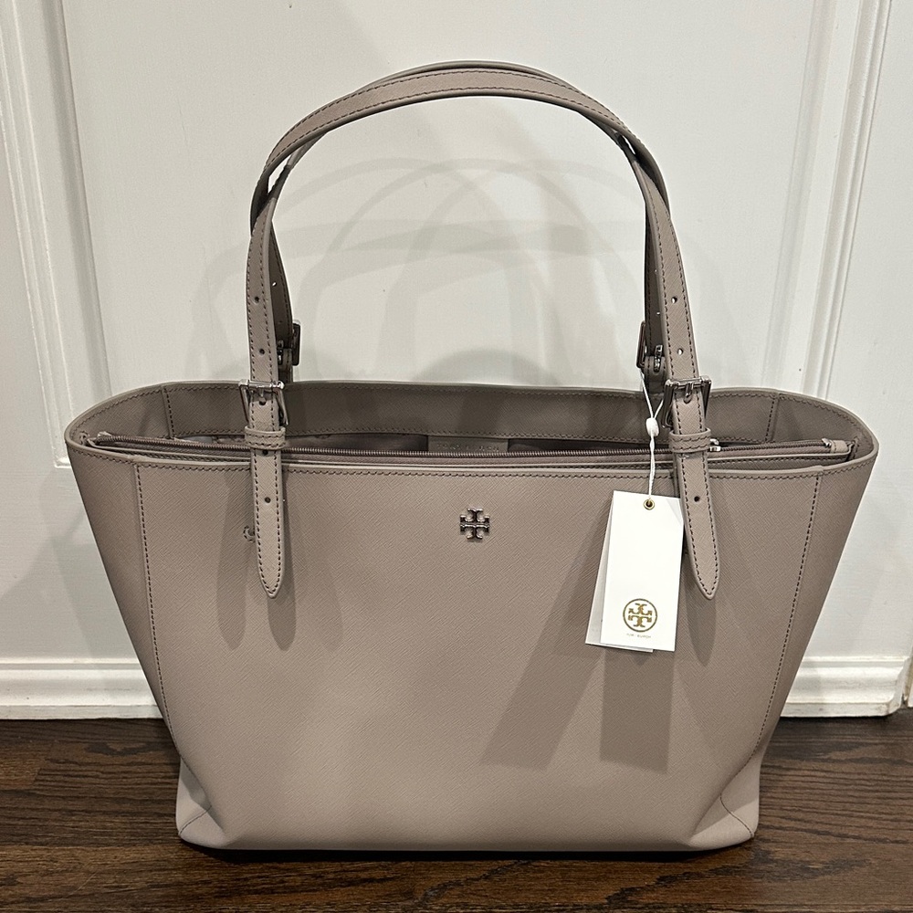 NWT TORY BURCH Taupe York Buckle Tote